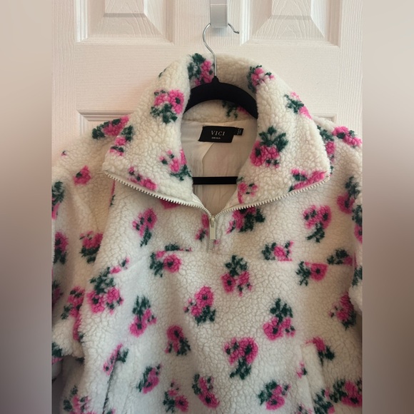 VICI Floral Cropped Sherpa Quarter Zip Pullover Size Small - Picture 3 of 6